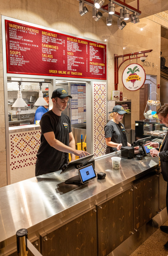 veselkanyc's tweet photo. ANNOUNCING LONGER HOURS AT GRAND CENTRAL
Indulge in our scrumptious comfort food anytime you want, day or night, at Grand Central Terminal!
Monday-Friday: 8am - 9pm
Saturday-Sunday: 10am - 7pm
Located in the Dining Concourse
#expandedhours #veselkanyc #grandcentralnyc https://t.co/gCMrB3469C