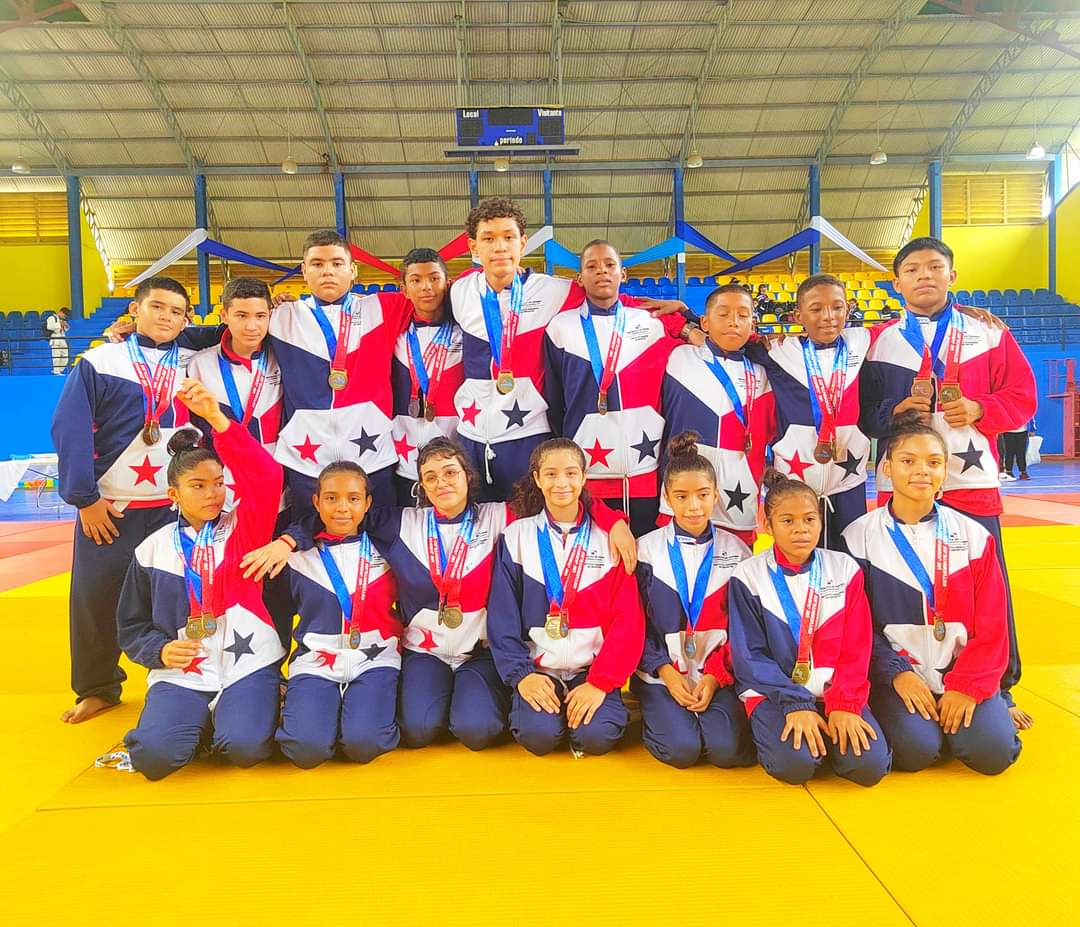 dojoclub_2011's tweet photo. Felicitamos al equipo de Judo de Panamá qué se hizo presente en los VIII Juegos del Consejo del Istmo Centroamericano de Deporte y Recreación CODICADER, Managua 2023.

Total de medallas alcanzadas:

🥇9
🥈4
🥉3

¡Gracias equipo! 🥋 🇵🇦 🎉

16/09/2023 https://t.co/KS50aVPK9G