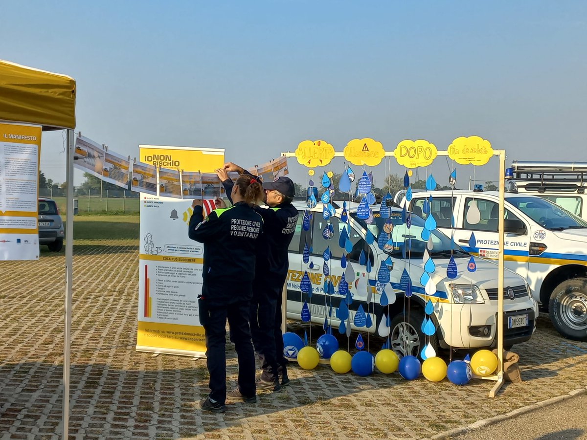 ProCivPiemonte's tweet photo. Questa mattina ad #Alessandria l'Open day per #volontari e operatori di #iononrischio 2023 organizzato dalla #protezionecivile della Regione #Piemonte. Presente l'assessore @GabusiMarco https://t.co/hAw9pK9v9d