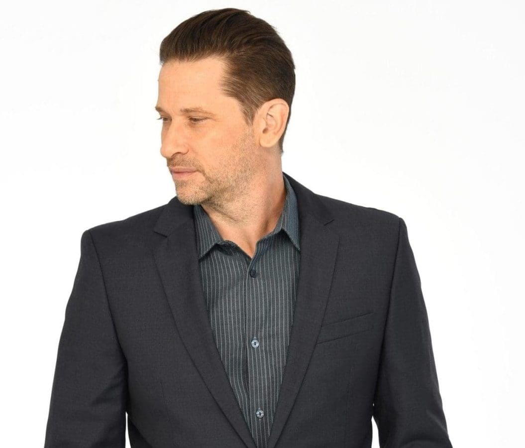MichaelFairman's tweet photo. General Hospital’s Roger Howarth Featured in Film ‘What Doesn’t Float’ Hits Theatres - https://t.co/hcpSQOukXe #RogerHowarth
@GeneralHospital #WhatDoesntFloat https://t.co/8Aq6xELl7U