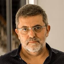 Una pérdida irreparable para la comunicación en nuestro idioma, y para el ámbito digital en el que fue pionero universal. Un fuerte abrazo para la familia de Mario Tascón