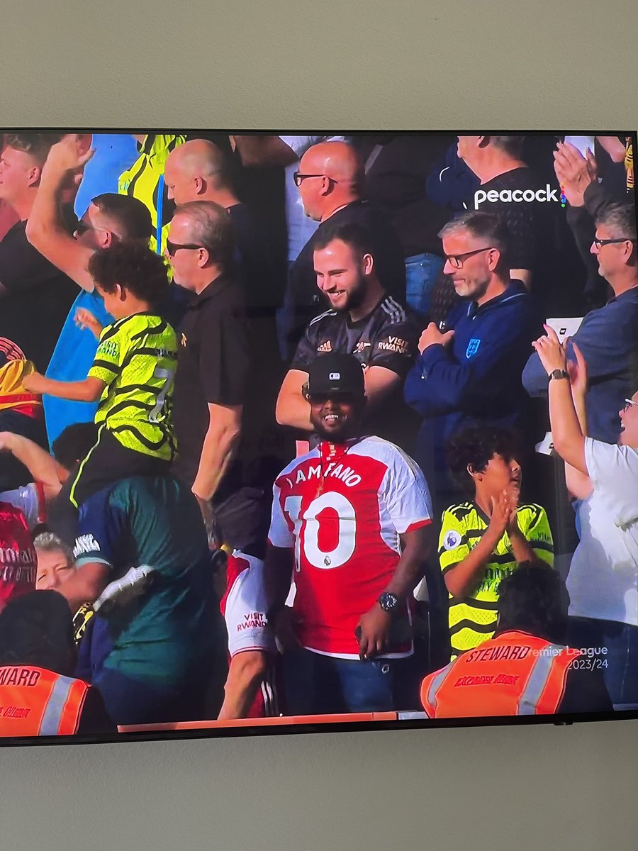 CodeFactor_'s tweet image. I am fano
#Fano #fano #Arsenal @ethio_forever @FasikaZewolkait