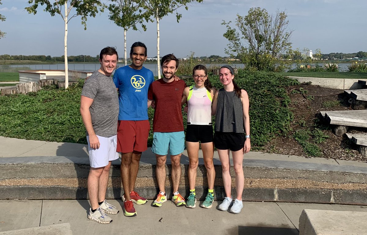 Thanks to everyone who came out for the @bravelikegabe 5K in support of rare cancer research! Pictured are our Rochester division champions 🏃🏻‍♀️🏃🏻Shout out to @erinefinn for organizing (and placing 1st)! @mayoneurores @CaThompsonMD @AleTomasiMD @IMChrisKerryMD