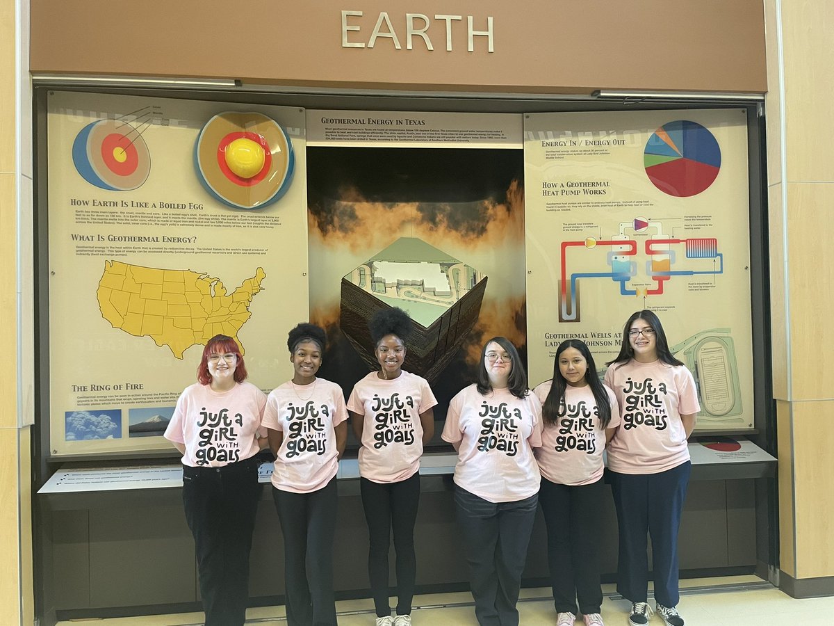 AshSmith_3's tweet image. My 8th grade GIRLS had the opportunity to lead a CCMR team through our interactive NET ZERO Kiosks sharing fun facts about our beautiful and unique campus. Super proud of them 🫶🏽🩷 thank you @HammonCheesy @JennaDubs17 for your assistance! @netzeroJMS @sls1116