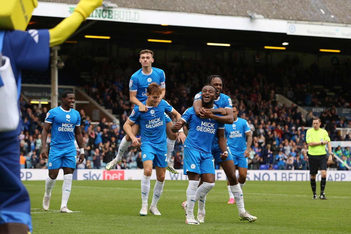 theposh's tweet image. 📷 DA16 grabbing our second of the afternoon 👊

#pufc
