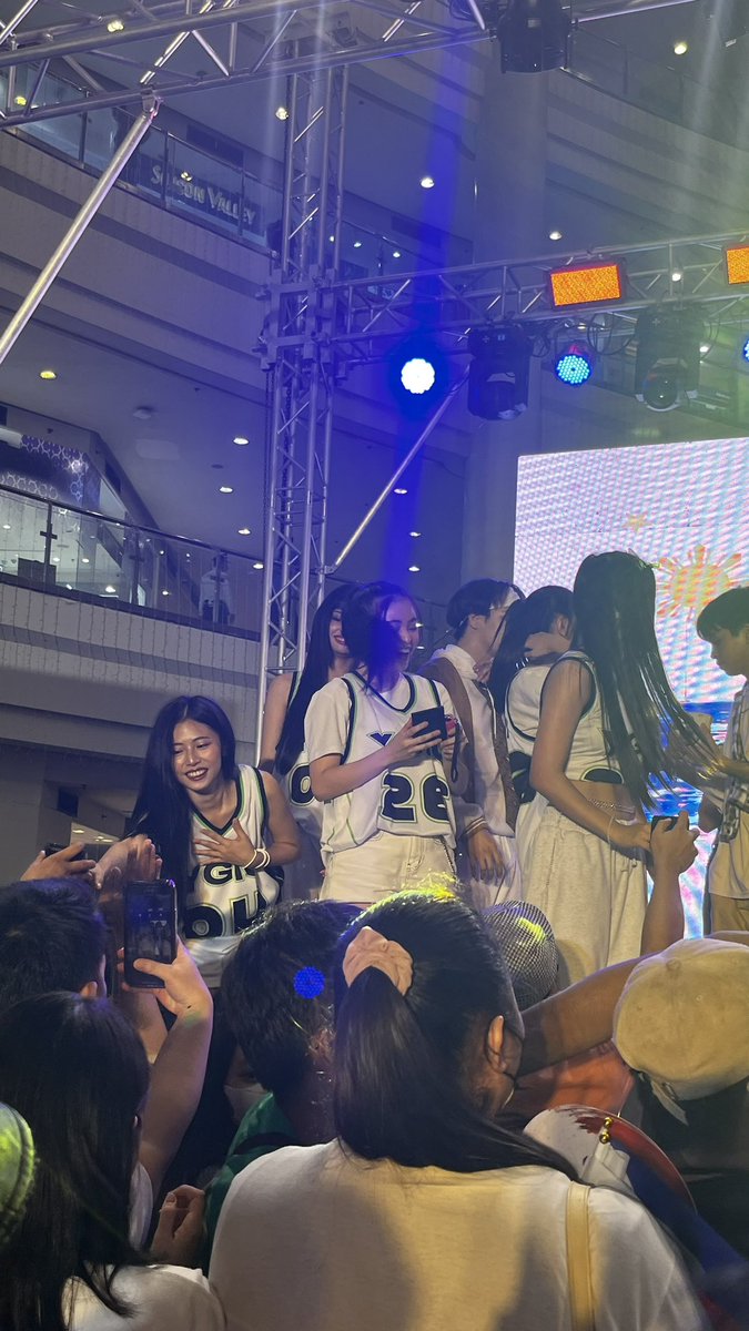01reejan's tweet photo. sooo it’s my first time seeing ygig hehehe ikaw na bias ko vien! @ygig_official #YGIGatPhilKorFest2023 https://t.co/GAeaUUL4OF
