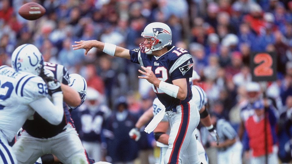 ryanmulherin's tweet photo. 9/30/2001 — #OnThisDay 22 years ago the #Patriots beat the Colts, 44-13. #TomBrady made his first career #NFL start and went 13-23 with 168 yards while Antwon Smith rushed for 94 yards and 2 TD’s.
#OtisSmith (78 yards) and #TyLaw (23 yards) both had INT’s returned for TD’s https://t.co/GsNTdhHRdR