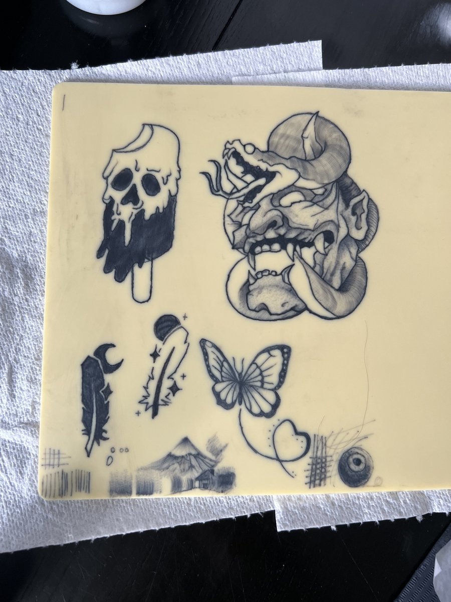 rensole's tweet photo. Compared to R/shittytattoo ngl I think I did well for my first time 
(Yeah I know my line work sucks xD)
#tattoo #apprentice #fakeskin #tattooapprentice #training https://t.co/drgRPH4WIq