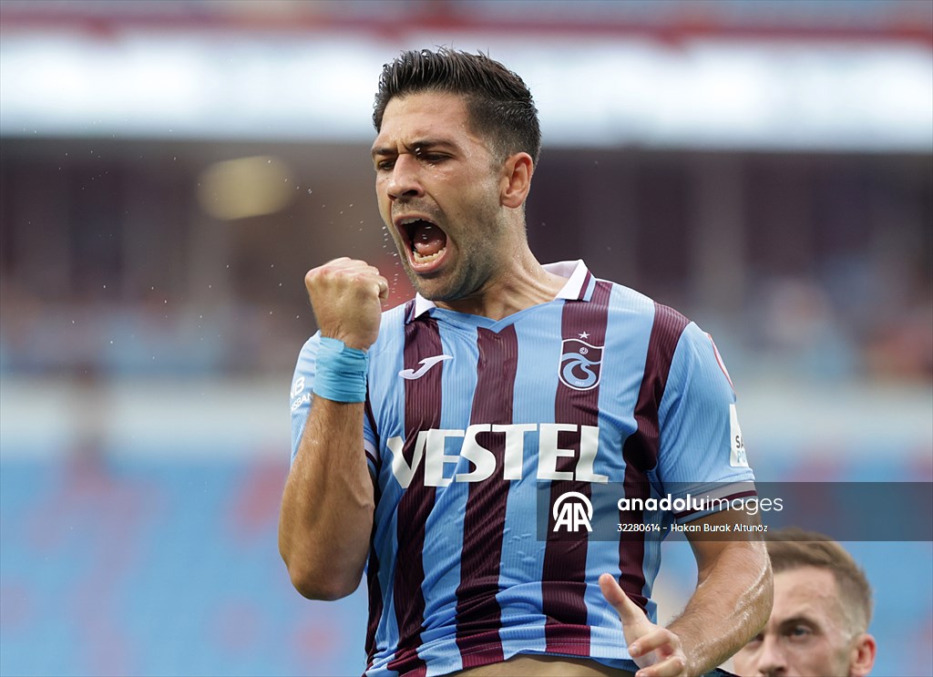 burakaltunoz's tweet photo. #Trabzonspor / #Pendikspor / #TSvPS https://t.co/SCrQwNvy7e