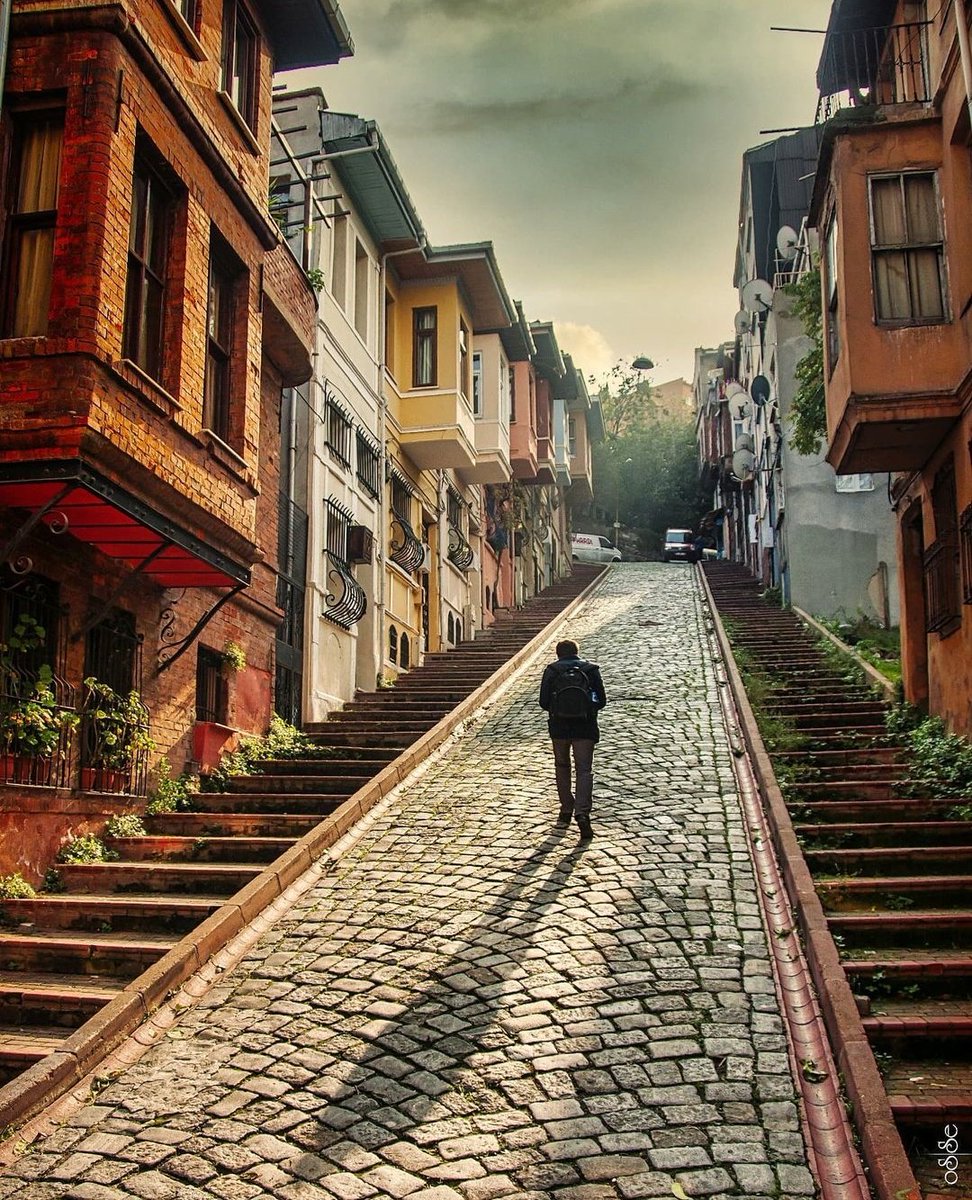 tariharsivi's tweet photo. Bu Beyefendinin çıktığı yokuş nerede?

📷 osmantpcu https://t.co/kf5JFE2TRW