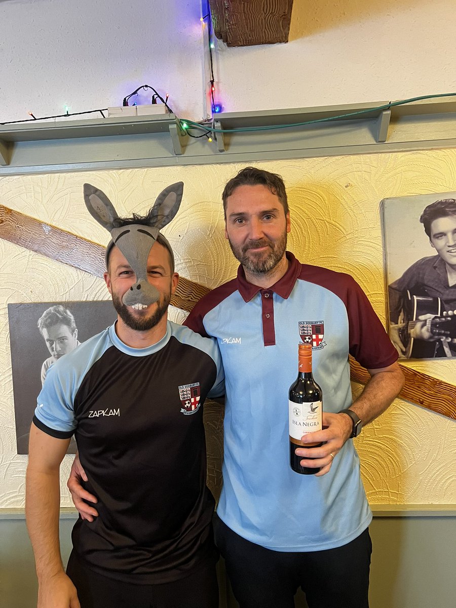 OldSodsFC's tweet photo. 2-1 win against Cribbs after being 1 down with 5 mins left goals from the gaffer and doctor dre up the old sods 
Man of the match-gaffer voted by the lads 
Donkey-Milo just cause it’s Milo 🤣 https://t.co/VxNxzXo1Wo
