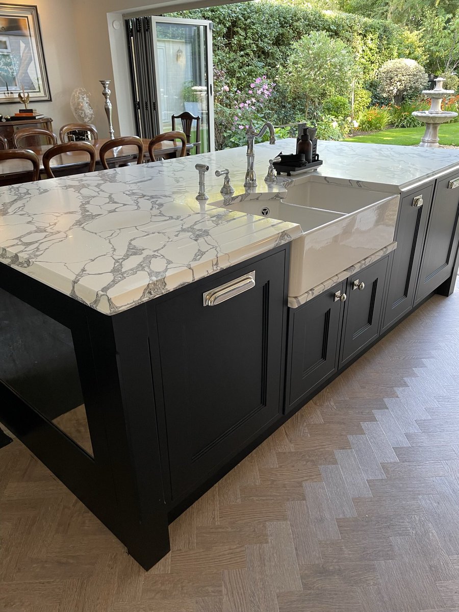 Hoping for an Indian summer🌞 Stunning island 🤩for this Knutsford kitchen. Design, crafted &amp; installed by Milford Kitchens of Staffordshire