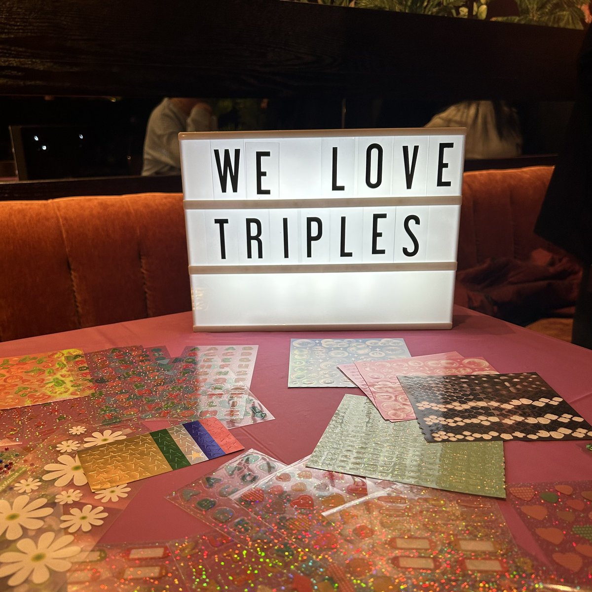 envimediaco's tweet photo. NYC WAV, weβre almost ready for you! Our exclusive #LOVElution Celebration with @triplescosmos is starting soon! π€©
#EnViEvents #EnVixtripleS #tripleS1stWorldTour #tripleS https://t.co/MZQ2m726Kv