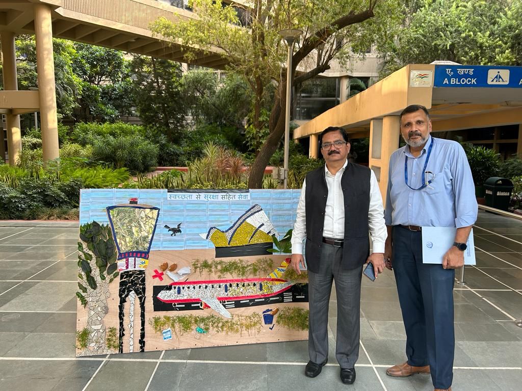 An artwork with the theme ‘Waste-to-Art’ has been created by in-house artists Swaminathan Subramanian and Rajesh Kumar Maurya from the Corporate Headquarters of #AAI.