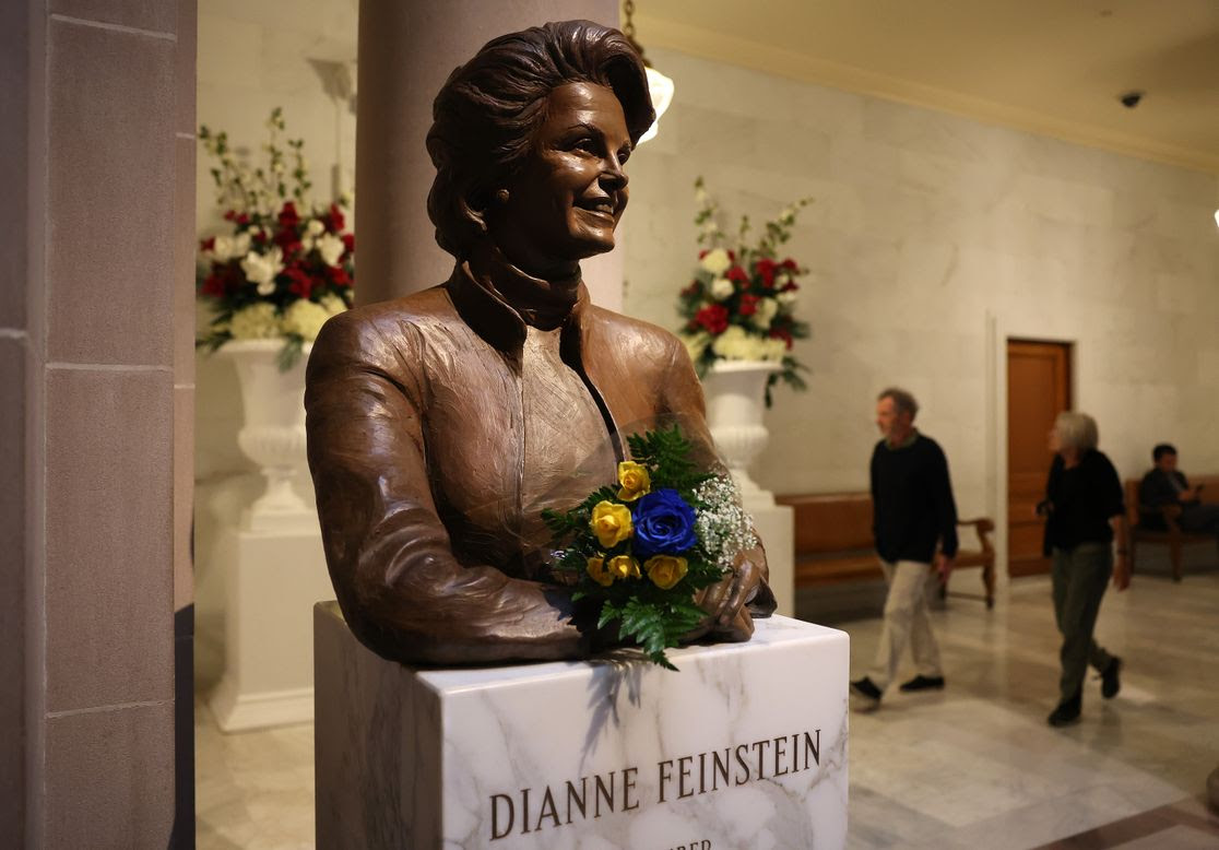 RIP Diane Feinstein

Changed the course of our family when we attended a "constituent breakfast" with her and her staff, our kids in grade school. She inspired both girls to careers of service

nytimes.com/2023/09/29/us/…