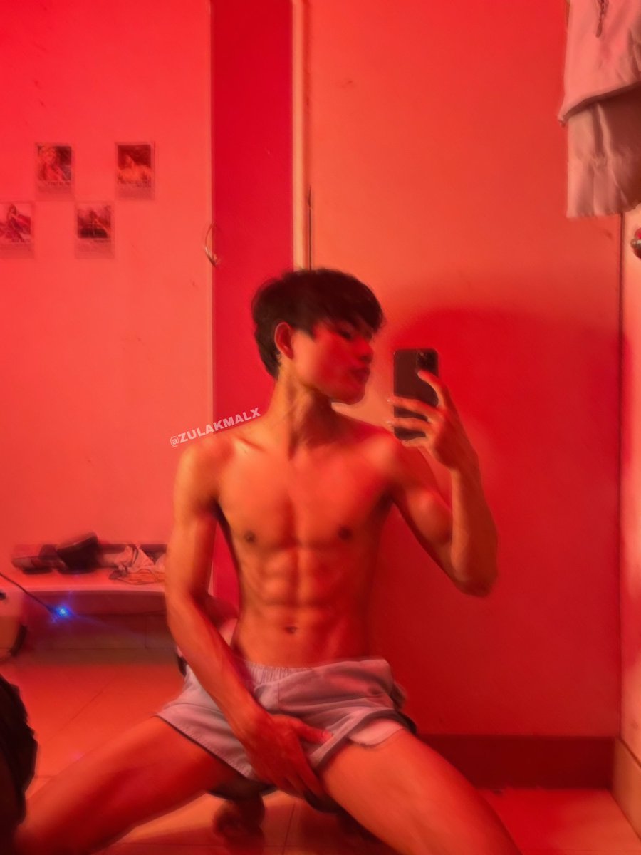 Roti Susu 🥛 tweet media