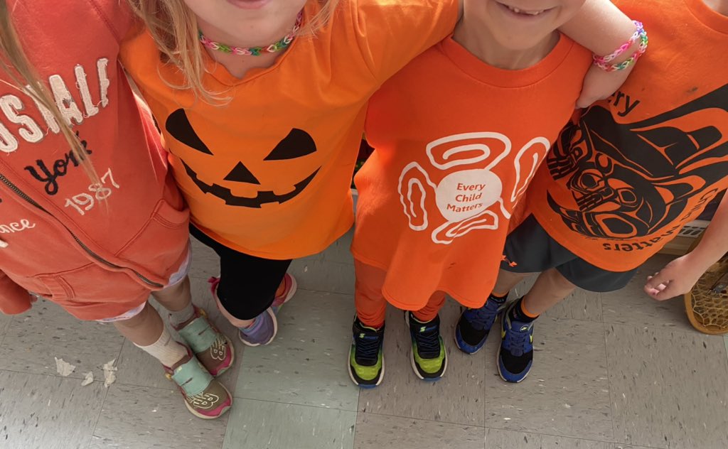 Showing off orange shirts yesterday at <a href="/GlenwoodGriffin/">Glenwood Griffins</a> for National Day of Truth and Reconciliation🧡 It was so nice to be back at Glenwood, this time as a teacher! #orangeshirts