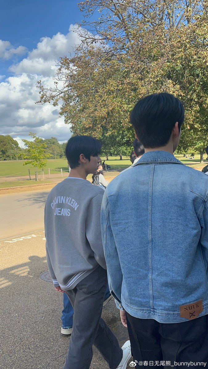 URIIyujin tweet picture