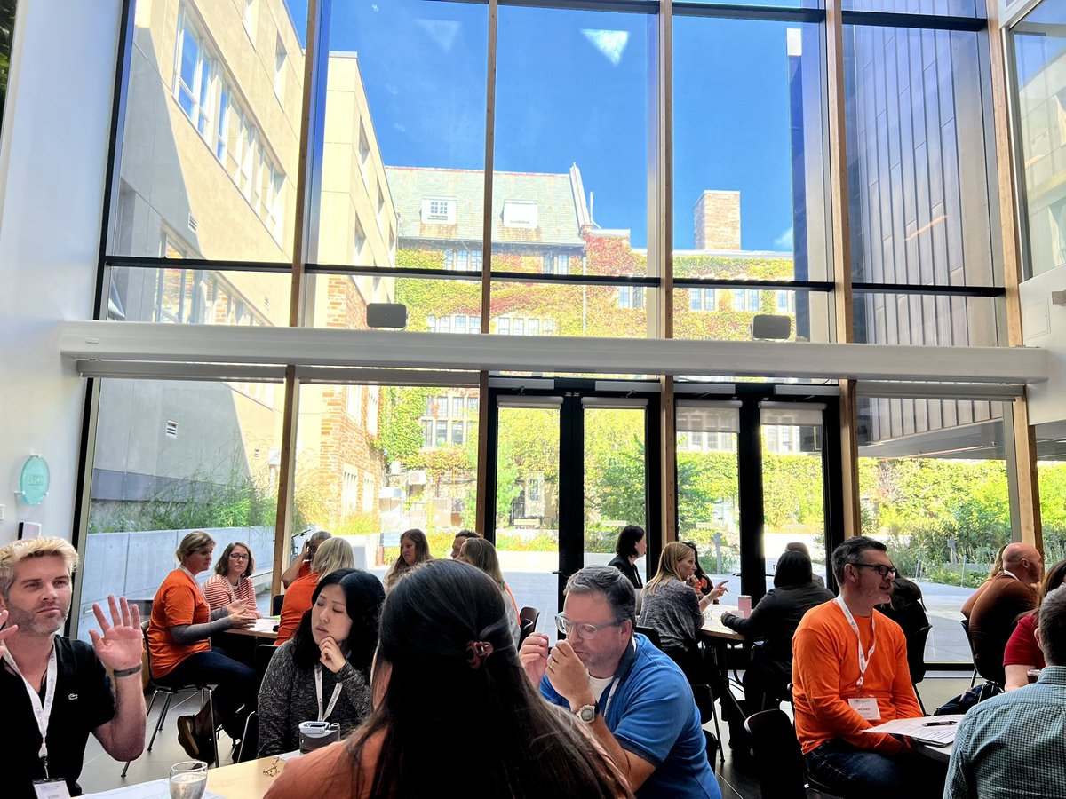 MsSarahCraig's tweet image. Conversations about managing time and focussing on what is most important @Cohort21 @CISOntario Thank you @HavergalCollege for hosting us in such an inspiring professional learning venue! #cisopd #cohort21 #teacherleaders