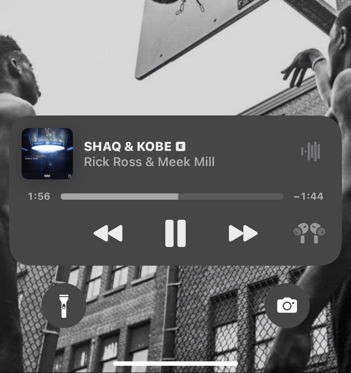 lasino007's tweet photo. Repeat repeat repeat 

Shaq               &amp;    Kobe 
@RickRoss &amp;     @MeekMill https://t.co/sMU2ccJhn9