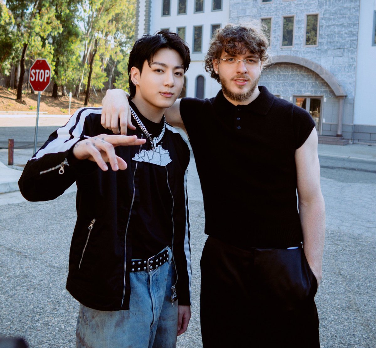 talkofthecharts's tweet photo. #Jungkook’s “3D” feat. @jackharlow is currently predicted to debut inside the top 10 on the Billboard Hot 100. https://t.co/pT9g91zVzF