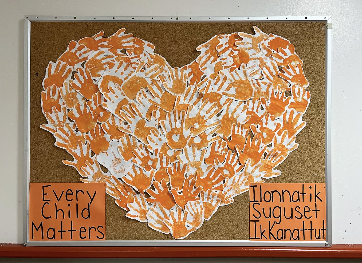 With the helping hands of our wonderful primary classes, we created a beautiful display to recognize this years National Day for Truth and Reconciliation, and Orange Shirt Day 2023 🧡 <a href="/jens_haven/">Jens Haven Memorial School</a> <a href="/NLESDCA/">NLESD</a> #TruthAndReconciliationDay