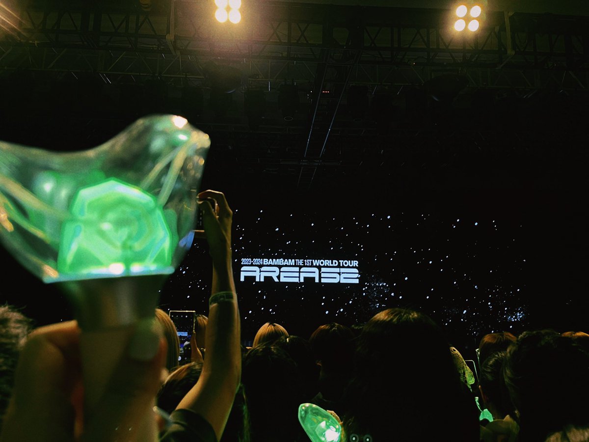BamBam's AREA 52 in Macau💚💚
Long time no see!!! Miss u so much!!! <a href="/BamBam1A/">BamBam</a>
Don't forget my good hair😝 Waiting for you next time~
#BamBamAREA52