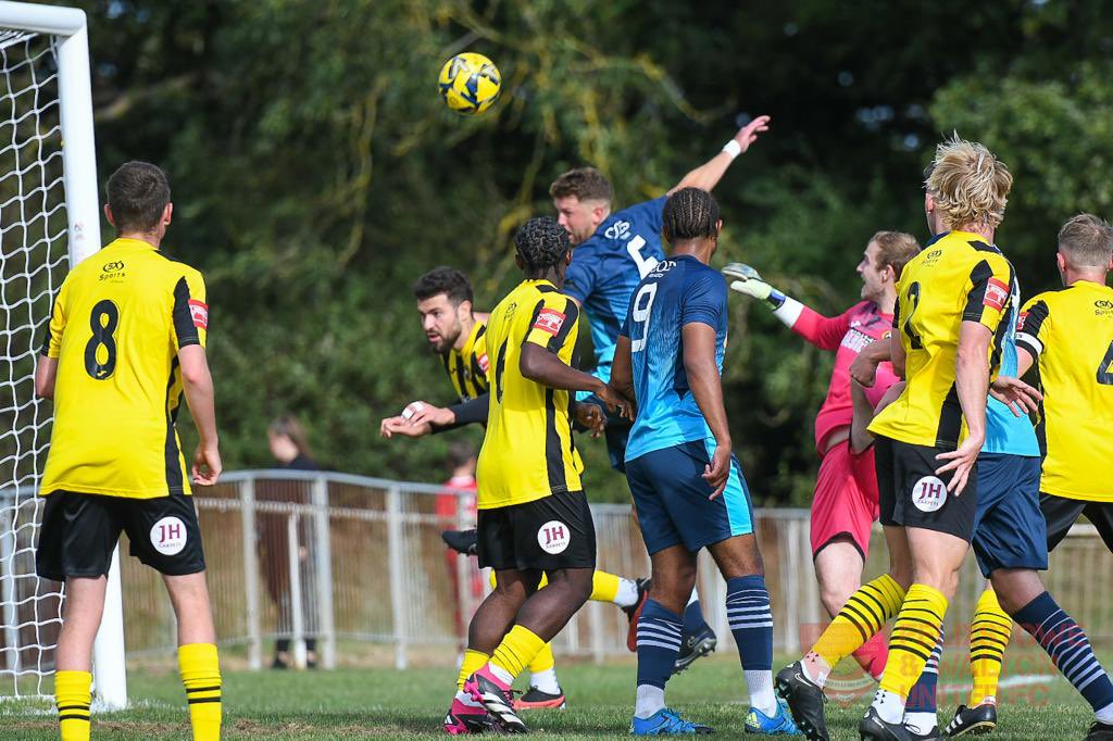 Felixseasiders's tweet photo. FT - @BasUtdFC 2 @Felixseasiders 4

Three points on the road! Whight, Bullard and Warren in the first half, Zak Brown in the second…… more to follow later https://t.co/Aj943TqbUB