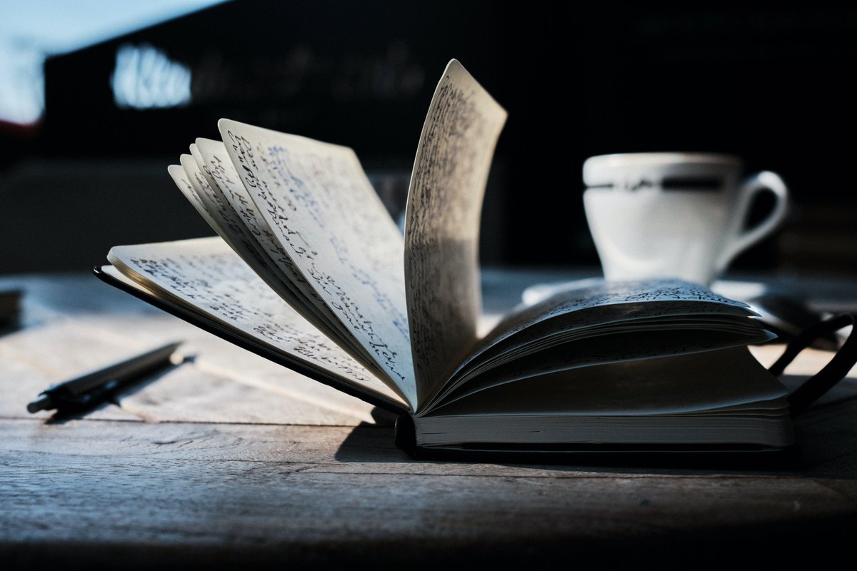 VickiSweets_TX's tweet image. It’s the last day of September! If you’re goal setting, make your October goals attainable. Have a plan to reach those goals. Break them down into something manageable. Be kind with yourself. Your story is worth it! #writinggoals #WritingCommunity #indieauthors