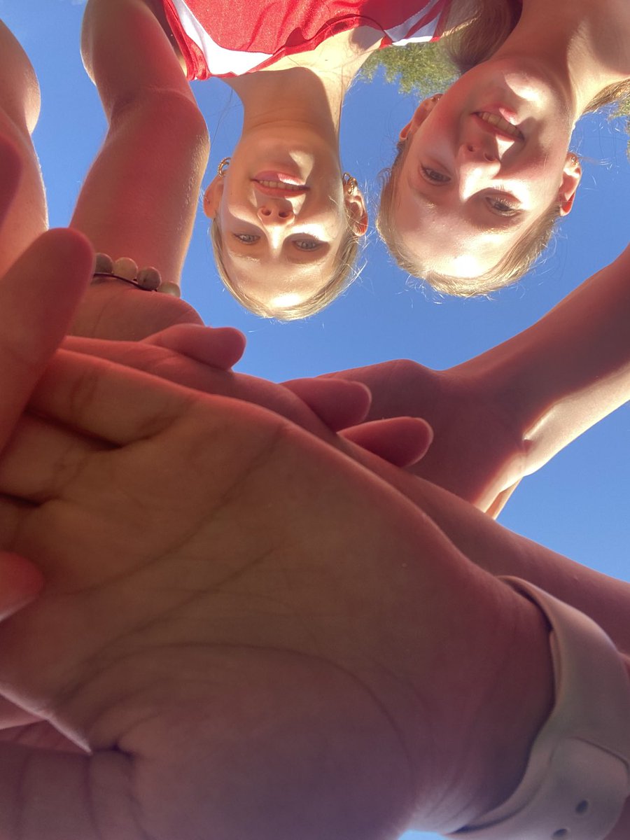⁦<a href="/ChardonSchools/">Chardon Schools</a>⁩ girls cross country ready to rock the hills at Woodridge girls cross country ready to rock at Woodbridge! Time to topperup!!