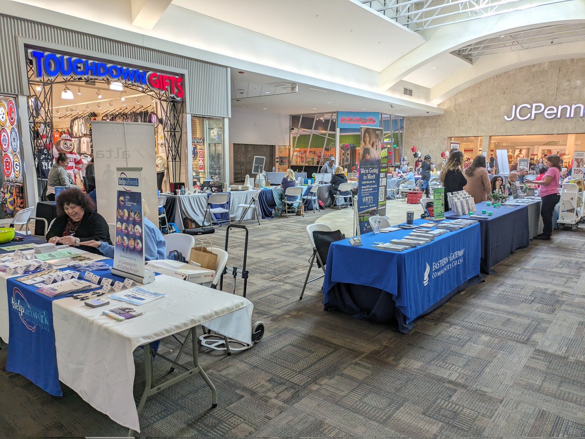 CaitKosec's tweet photo. We have some awesome vendors at the 2023 Transition Fair at Southern Park Mall in the JCPenney concourse. We will be here until 2:00 p.m. @esceasternohio @tracihostetler @KimMonachino @shannonrabovsky https://t.co/m1TeAt70oj