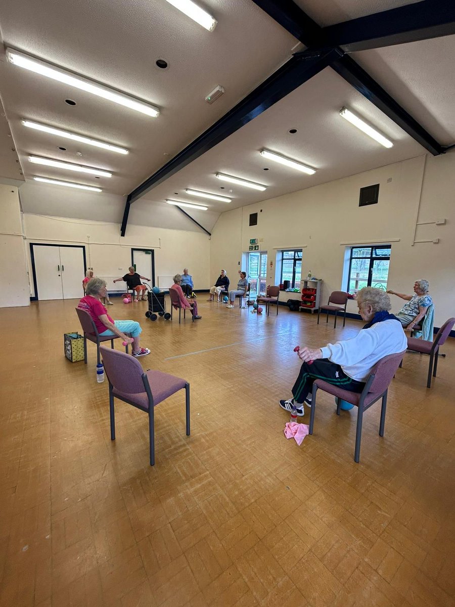 Another fantastic session at Tinneys Lane Community Centre for our Sit and Strengthen session!

It's so great to be able to help the community with regular exercise sessions so everyone can benefit from being #strongerforlonger.

#Communifit #SitandStrengthen #Exercise