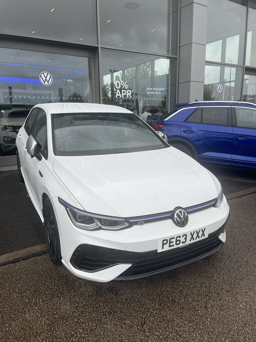 New car day for me!!! Took my old one for a service on Monday and came out with this beauty today!!!