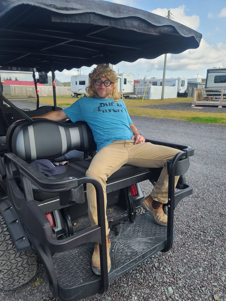 MattMesluk's tweet photo. It's Halloween up at the park today, so why not right. Enjoy your weekend, everyone.
#Destinationrv #trickortreat #dadslongweekend https://t.co/BAFxA48KNz