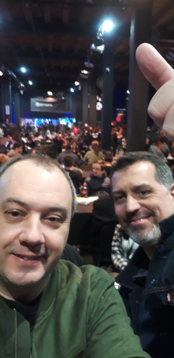 Estamos visitando <a href="/nerdearla/">#nerdearla</a> desde #uruguay conociendo esta  gran comunidad tecnológica. #itbuilderslive <a href="/it_builders/">IT Builders</a> <a href="/sysarmy/">Sysarmy</a>