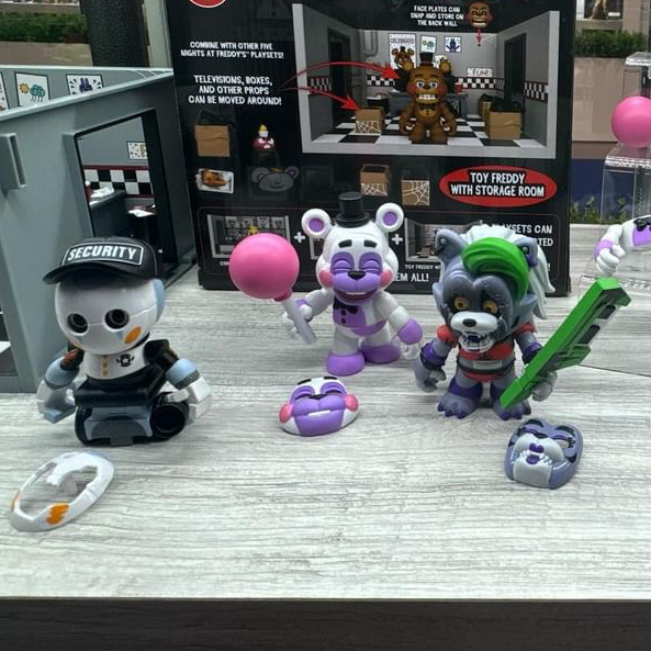 Five Nights at Freddy's: Security Breach' - Funko SNAPS! Toy Line