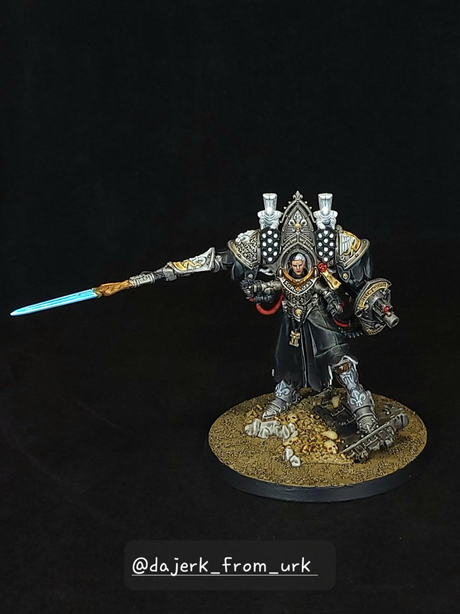 dajerk_from_urk's tweet photo. Morvenn Vahl, finished! I magnetized her head options so she can be serious, stoic, or angry! 😁

@warhammer

#WarhammerCommunity #warmaidens #warmongers #PaintingWarhammer #miniaturepainting #paintingminiatures #40k #warhammer40k #warhammer40000 #adeptussororitas https://t.co/g3ce5VClKt