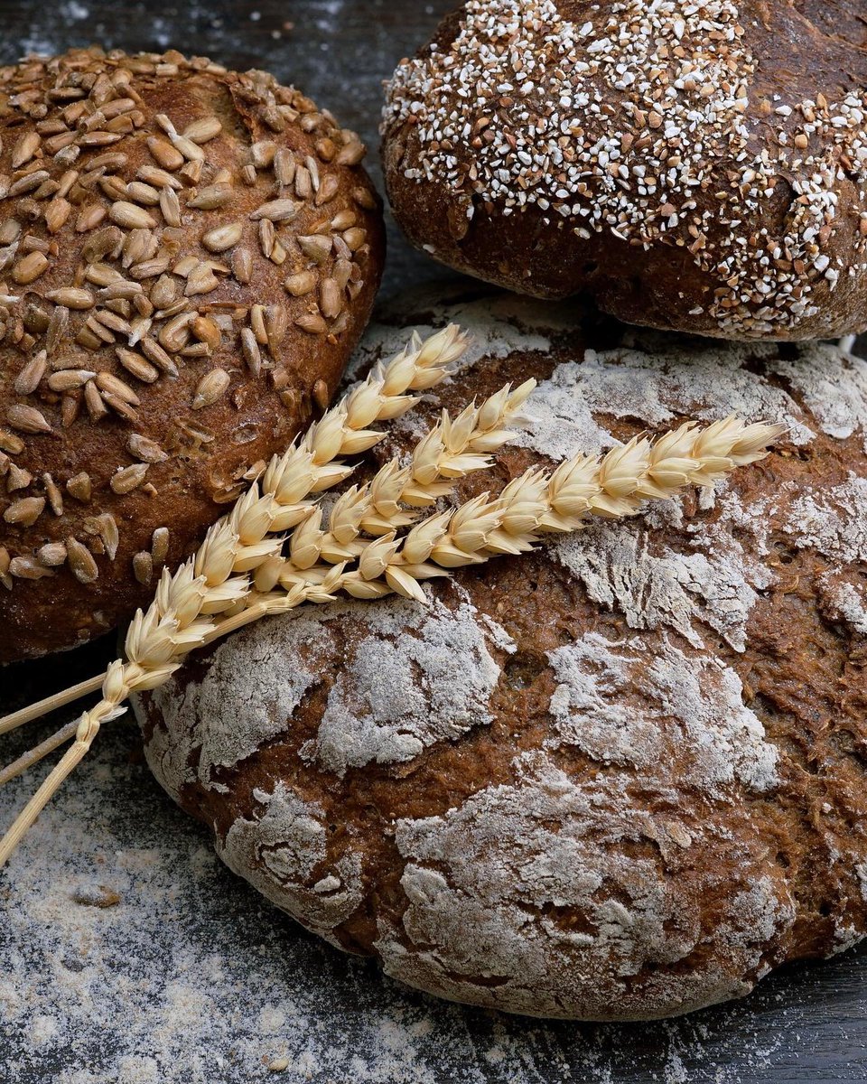 StAnnsShopping's tweet image. You can't beat a freshly baked loaf! 🍞 Check out these delicious De Baere soft multi-grain loaves - the perfect accompaniment for your weekend mornings. 

Lashes of butter on a toasted slice with a fresh cup of coffee = glorious ✨☕ 

#multigrain #breadbaking #debaere
