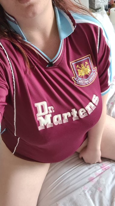 Finished watching the match now off to oktoberfest...   Whos getting the beers in https://t.co/0dWs8<a href="/tag/nsfw"class="tags"><span>#nsfw</span></a><a href="/tag/nsfwcontent"class="tags"><span>#nsfwcontent</span></a><a href="/tag/sellingcontent"class="tags"><span>#sellingcontent</span></a><a href="/tag/nsfwtwt"class="tags"><span>#nsfwtwt</span></a><a href="/tag/buyingcontents"class="tags"><span>#buyingcontents</span></a>