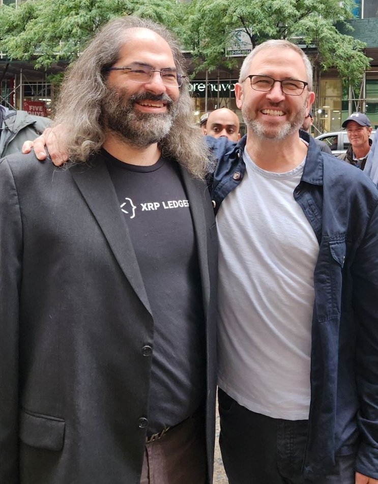 JoelKatz's tweet photo. Party attire. https://t.co/IZyaSjXNhh