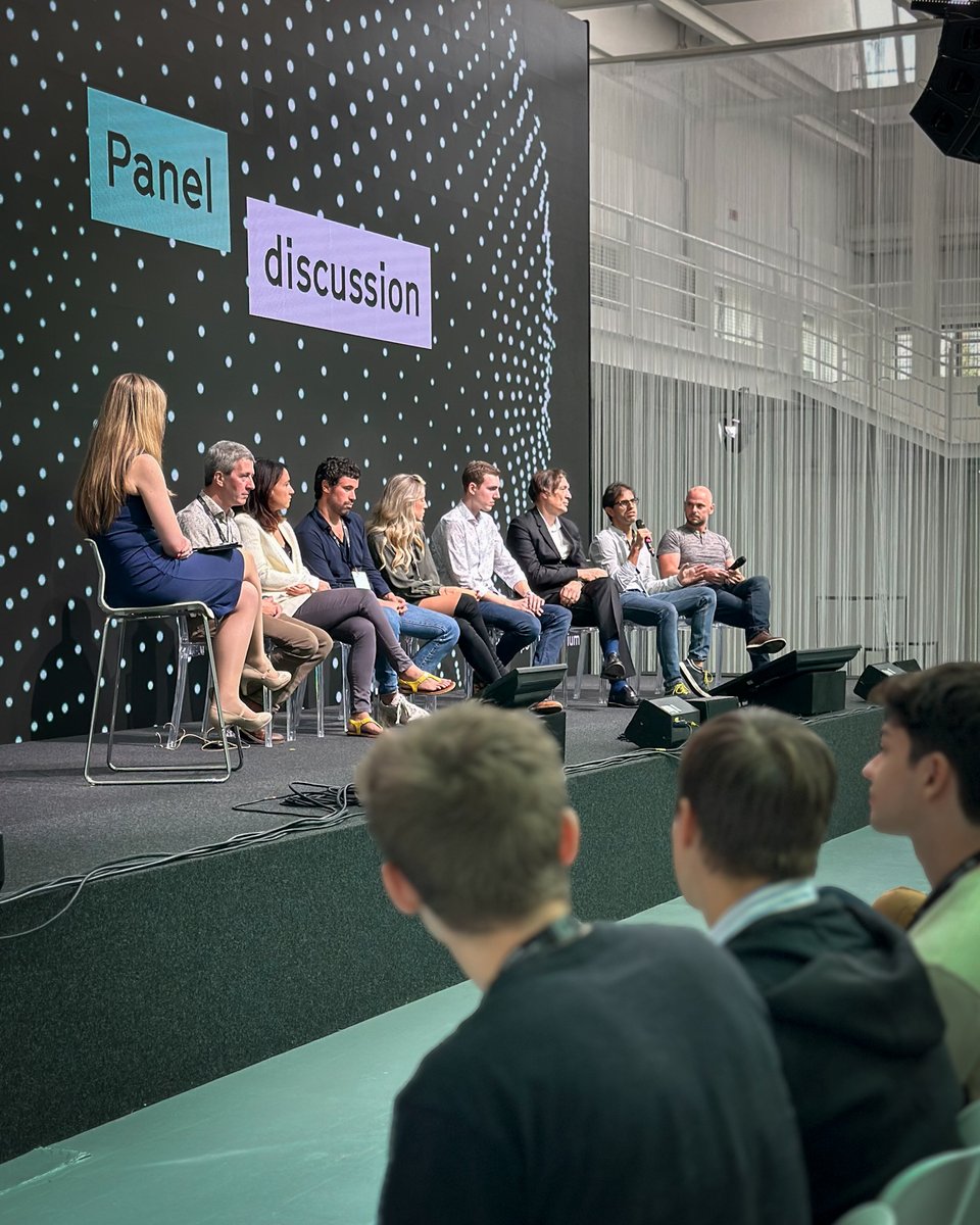 Closing out today’s event with a panel discussion featuring all the Synapse 2023 speakers—covering everything from what they're most excited about when it comes to the future of AI to their advice for students looking to establish a career path in the field. #SynapseAISymposium…