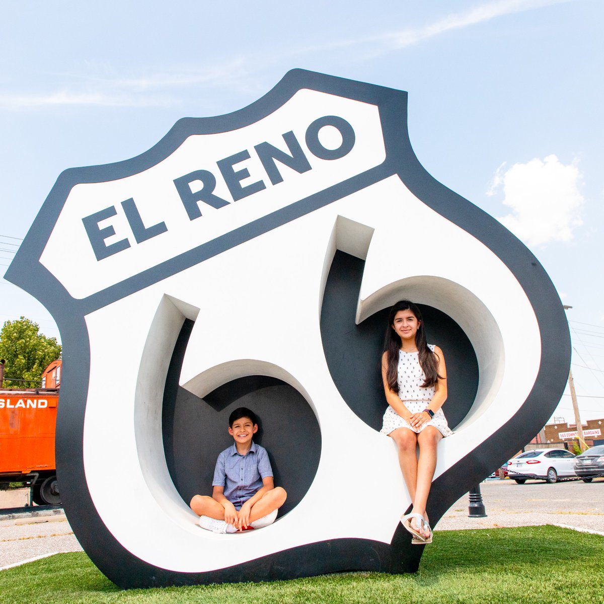 TravelOK's tweet photo. From El Reno's onion burgers to the sweet treats at Pops, get your kicks on Route 66 in Oklahoma, where every mile is a memory waiting to be made! 
🚙 https://t.co/YVD5YAJ30e https://t.co/LmFXsPoKgf