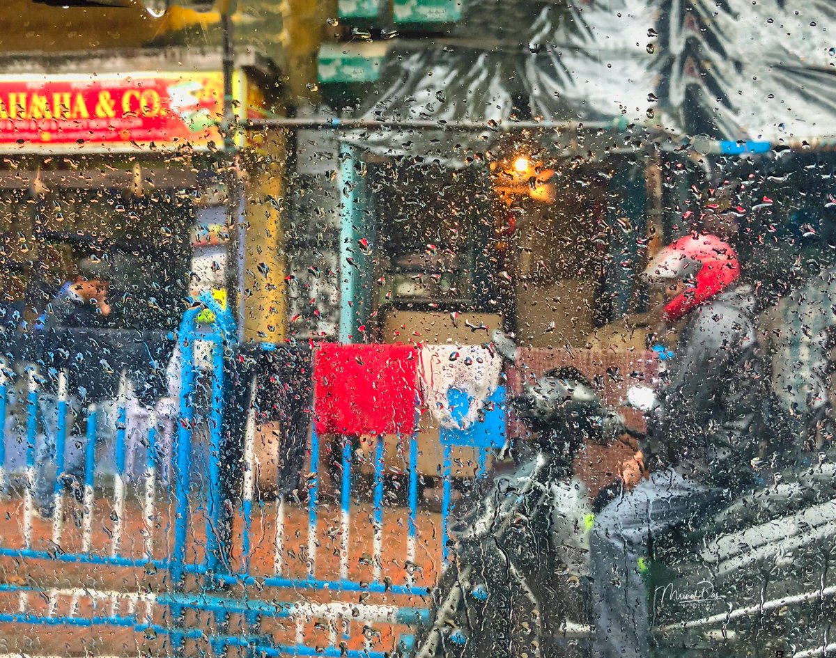 Raindrops. #Calcutta #Kolkata #KolkataStreet #streetphotography #streetphotographer #streetscene #RainyDays #raindrops #CalcuttaStreet