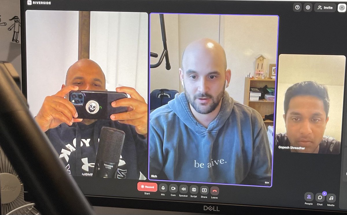 BaldAVGuys's tweet photo. #bavg has started brewing! Big plans for this season.
#podcast #newepisode #avinedu #cablescoffeecurveballs #earlysuperbowlpredictions #cantwait #Billions #OMITB #homeland https://t.co/ZciOcANKEN