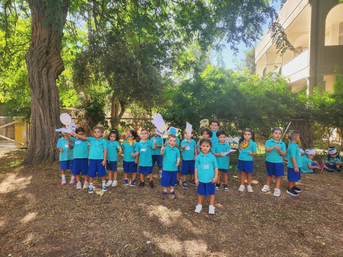 RHHS_Preschool's tweet photo. Back to school 🏫👍 https://t.co/5pyYdvCSbm