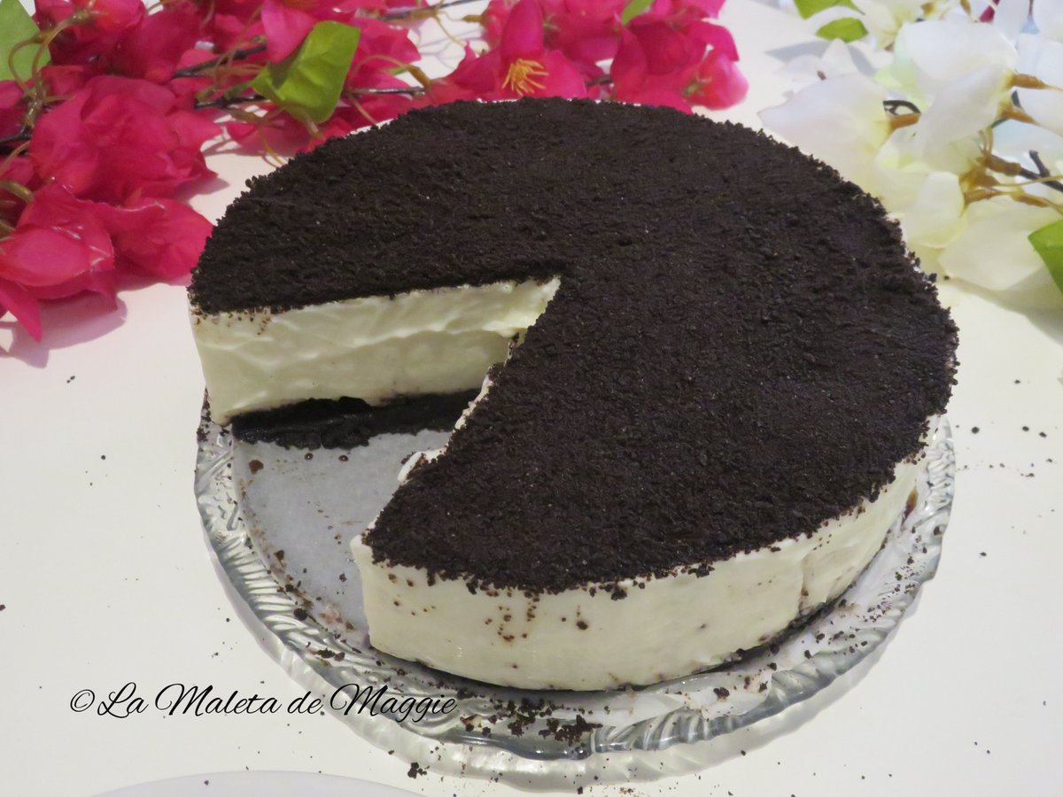 lamaletademaggi's tweet photo. Cheesecake de oreo๐คค #cheesecake #oreo #cheesecakeoreo #recetas #recipes
receta enโก๏ธhttps://t.co/XFVDBK7S7I https://t.co/21KElCGshO