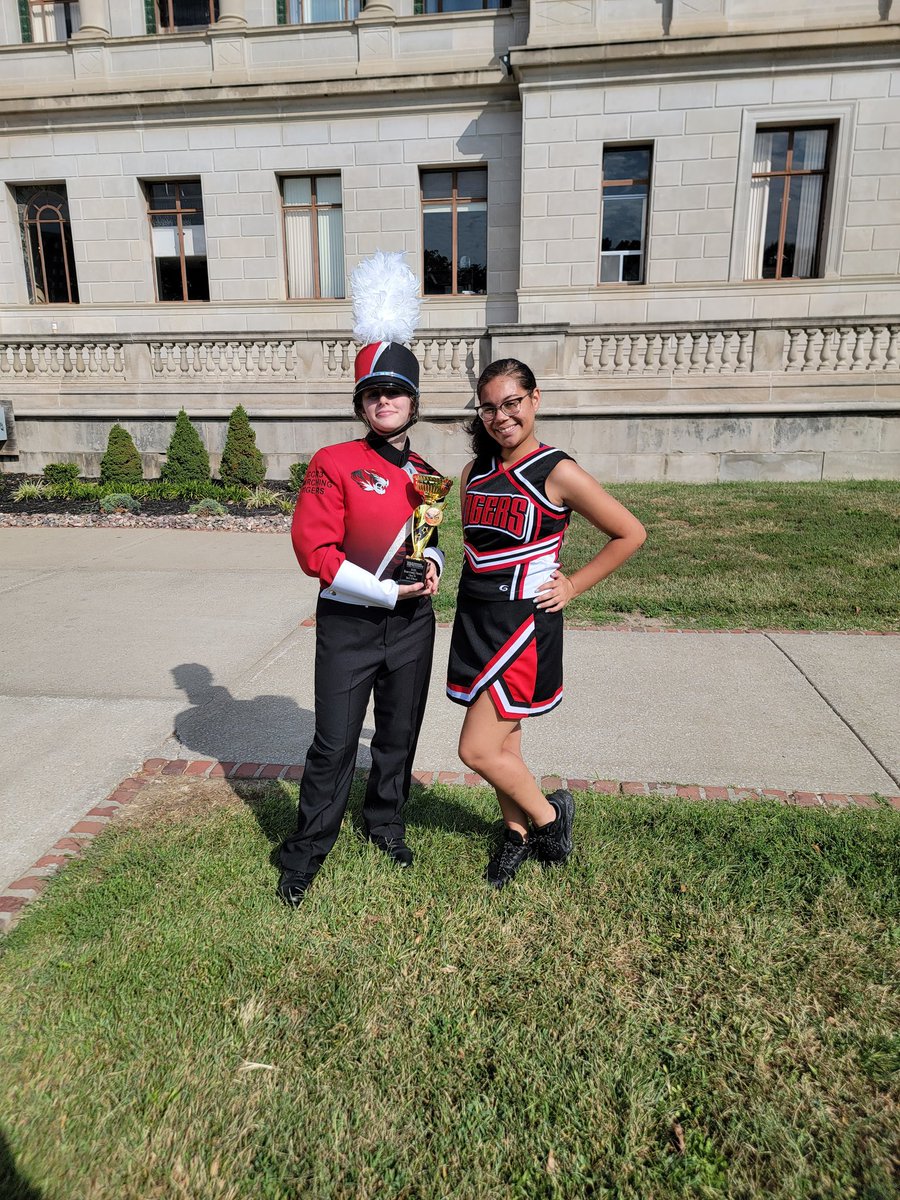 Ccr3Music's tweet photo. The CCR3 Marching Tigers took 2nd place out of 4 at the MWSU Homecoming Parade today! Go Tigers! @PlattsburgTiger @PlattsburgHS @CCMSTigers #TigerLegacy https://t.co/Yy7fv9cLBh