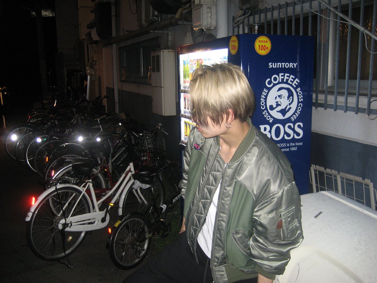 nishirikixx_'s tweet photo. "เด็กเกเรอย่างมึงทำไมอยู่ดีๆถึงยอมเชื่องขึ้นมาได้วะ"
"มึงเคยอยากเป็นคนที่ดีขึ้นเพื่อใครซักคนป้ะ"
"อย่าบอกนะว่า..."
"เออ กูชอบพี่เพลง พี่ติวกูอะ" https://t.co/bIrsRDxjLp