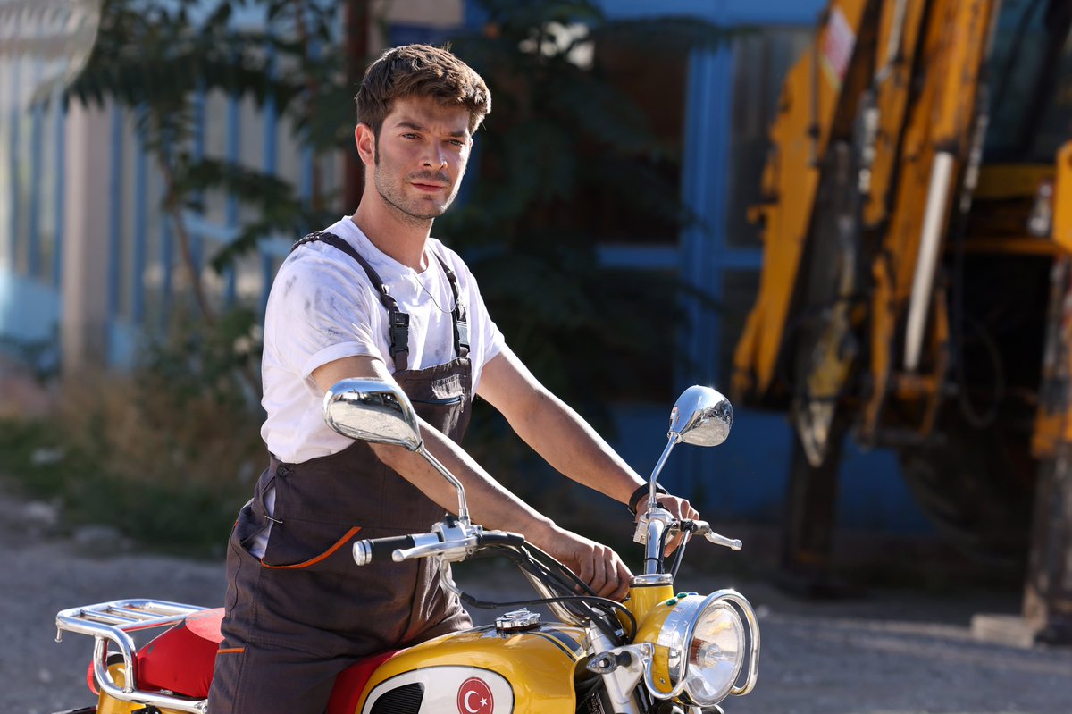 Her türlü oto tamiri yapılır🔧 Adresimiz belli 👉🏼 #GönülDağı birazdan TRT 1'de başlıyor.. 📣