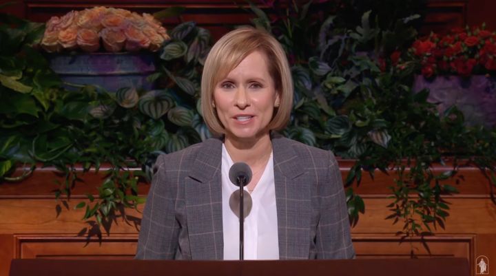ConferenciaGral's tweet photo. Al final, gracias a Jesucristo, todo puede estar bien.  #ConferenciaGeneral #HermanaWright https://t.co/ezF9nNDCtD